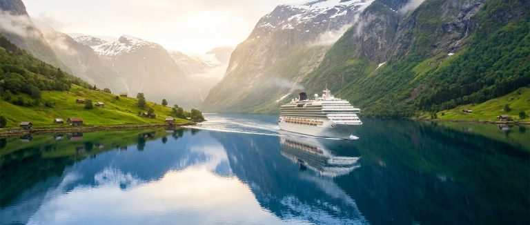 Croisière dans les fjords de Norvège : paysages, périodes idéales et conseils pratiques